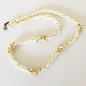 Vintage mother of pearl and coral chip torsade necklace 22”